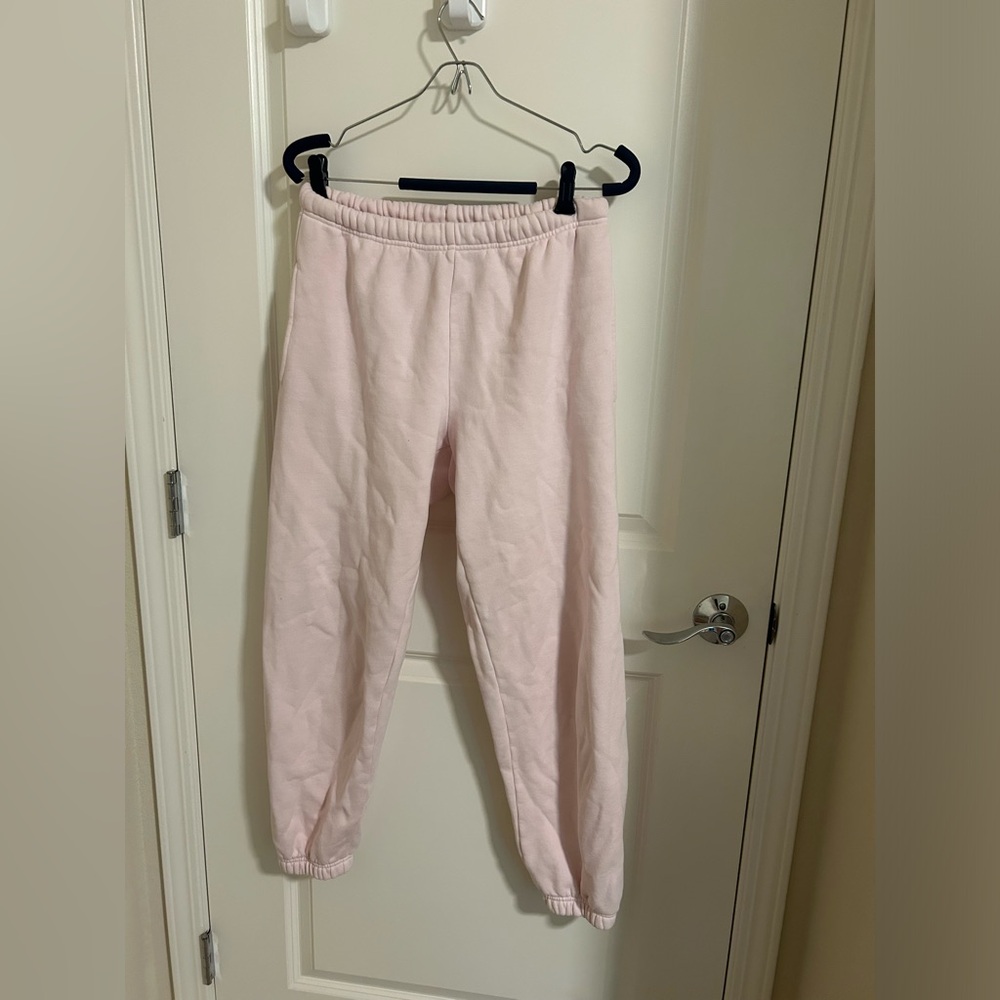 Aritzia Super World Super Fleece Jogger Sweatpants Size S Light Pink